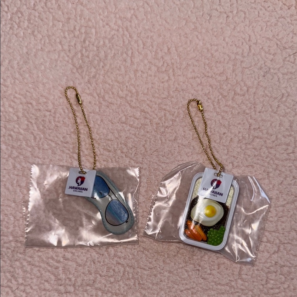Hawaiian Airlines Gâcha Keychain Set